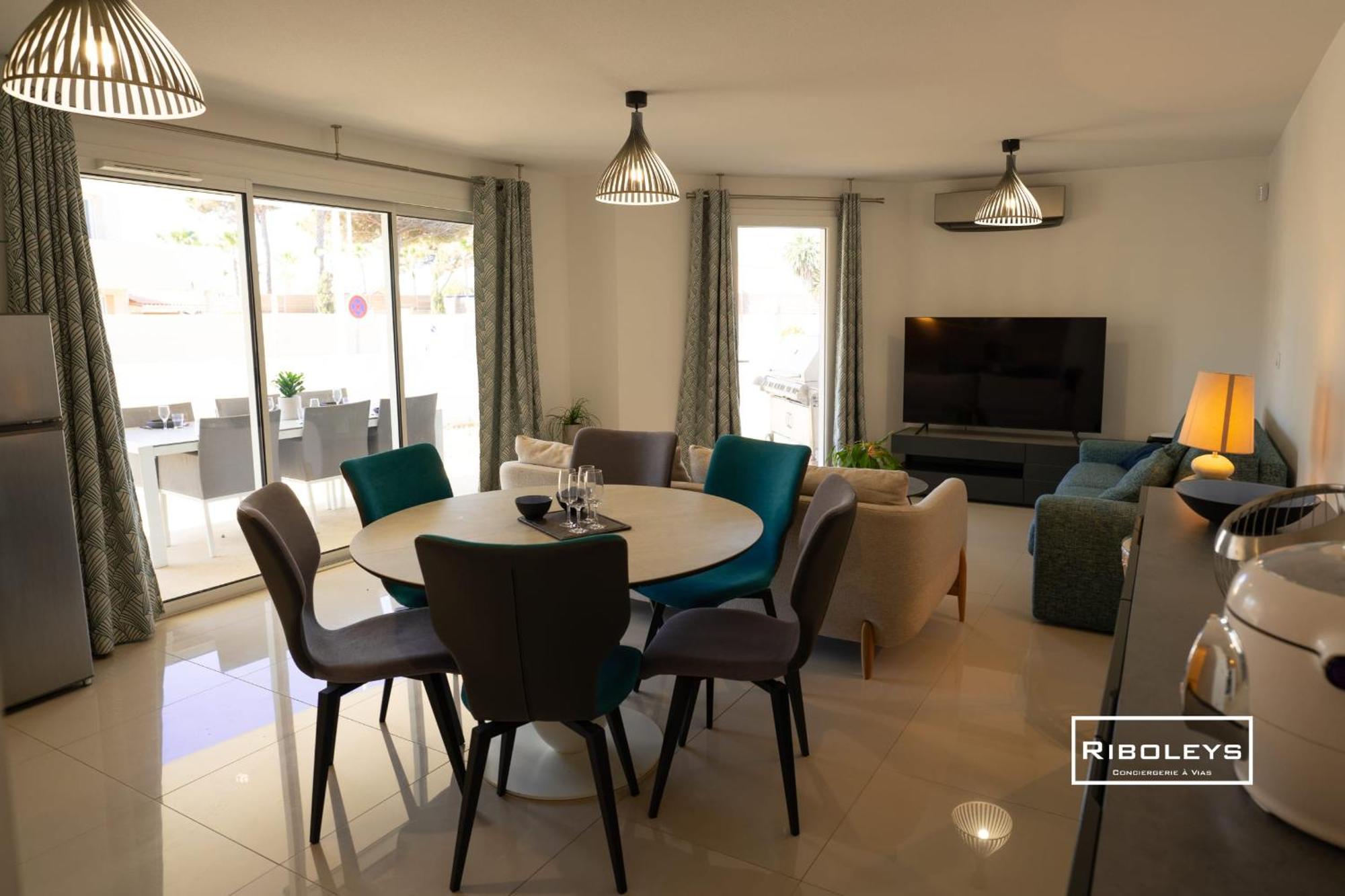 Grand T3 Neuf Climatise Avec Wifi A 100M De La Plage Vias Exterior foto