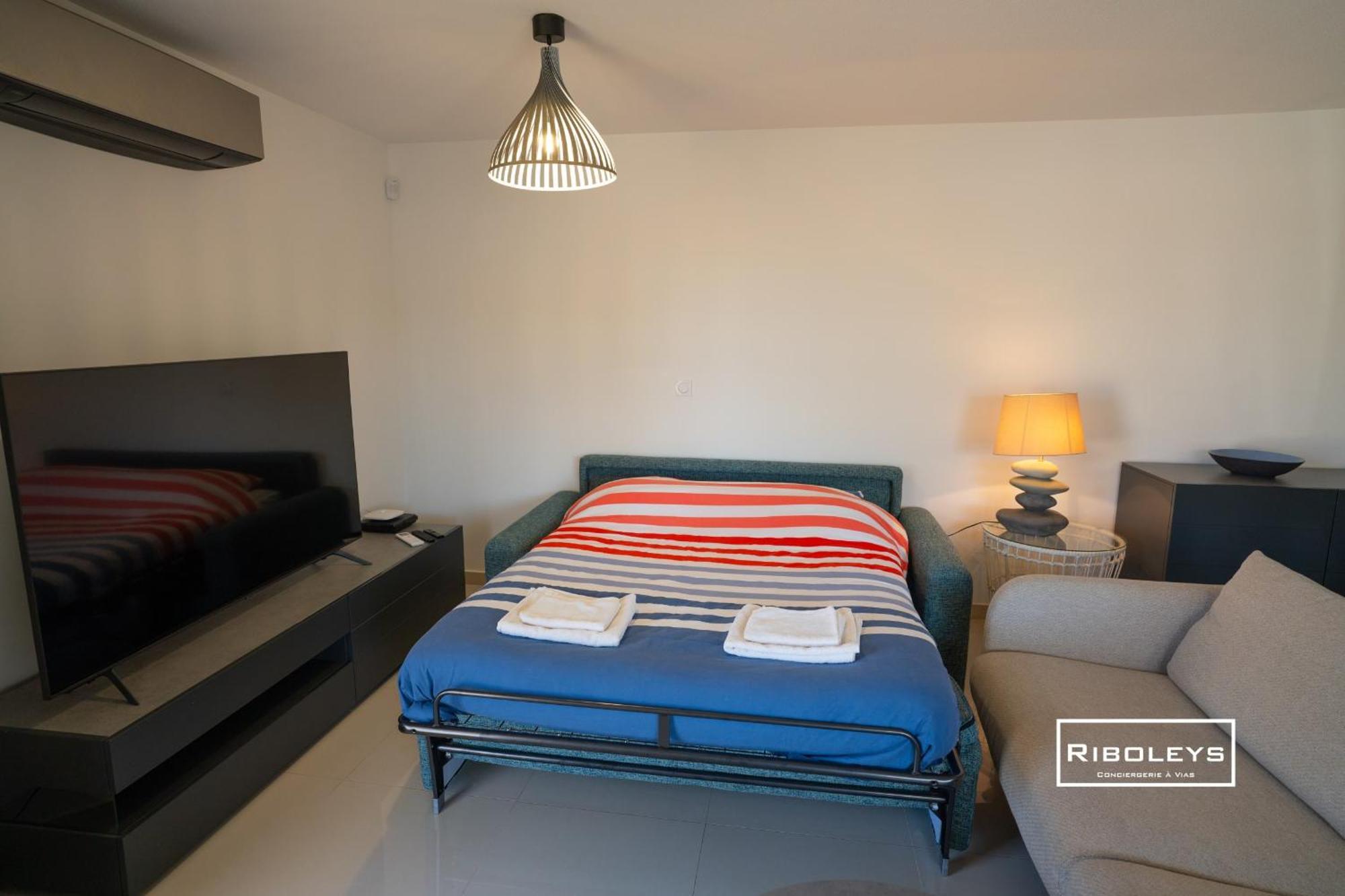 Grand T3 Neuf Climatise Avec Wifi A 100M De La Plage Vias Exterior foto