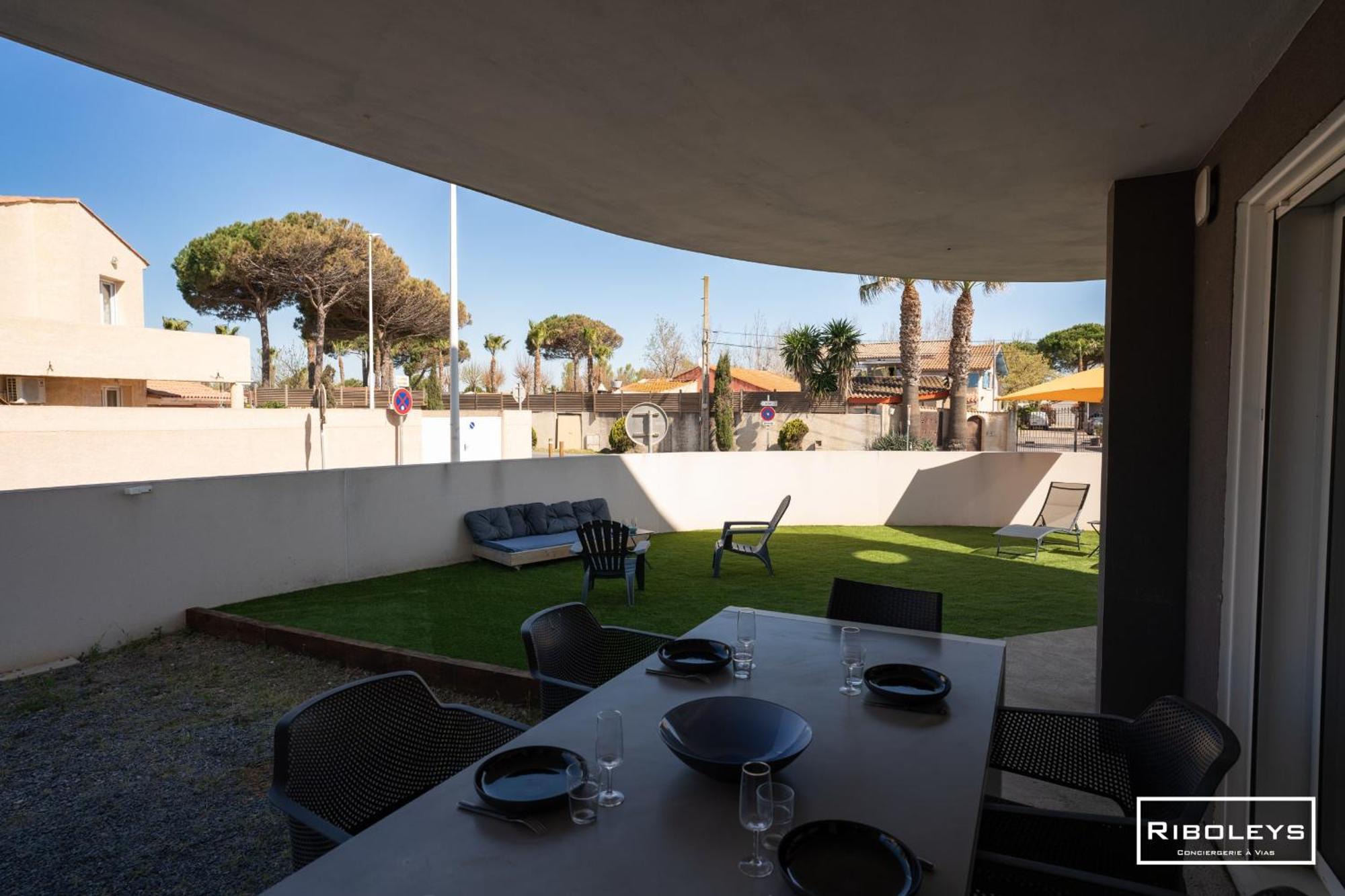 Grand T3 Neuf Climatise Avec Wifi A 100M De La Plage Vias Exterior foto